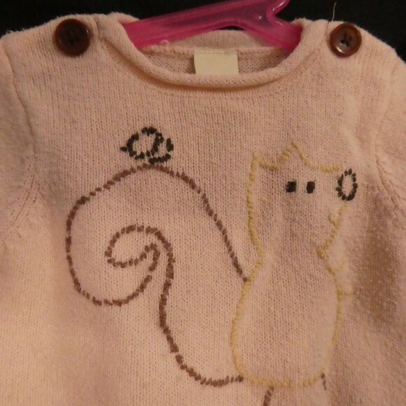 Y2K - OLD NAVY - Newborn | 3-6 months | Adorable Baby Squirrel Sweater - Picture 5 of 13